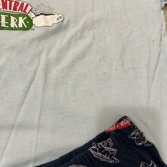 Friends pyjama set - Picture 4 of 5